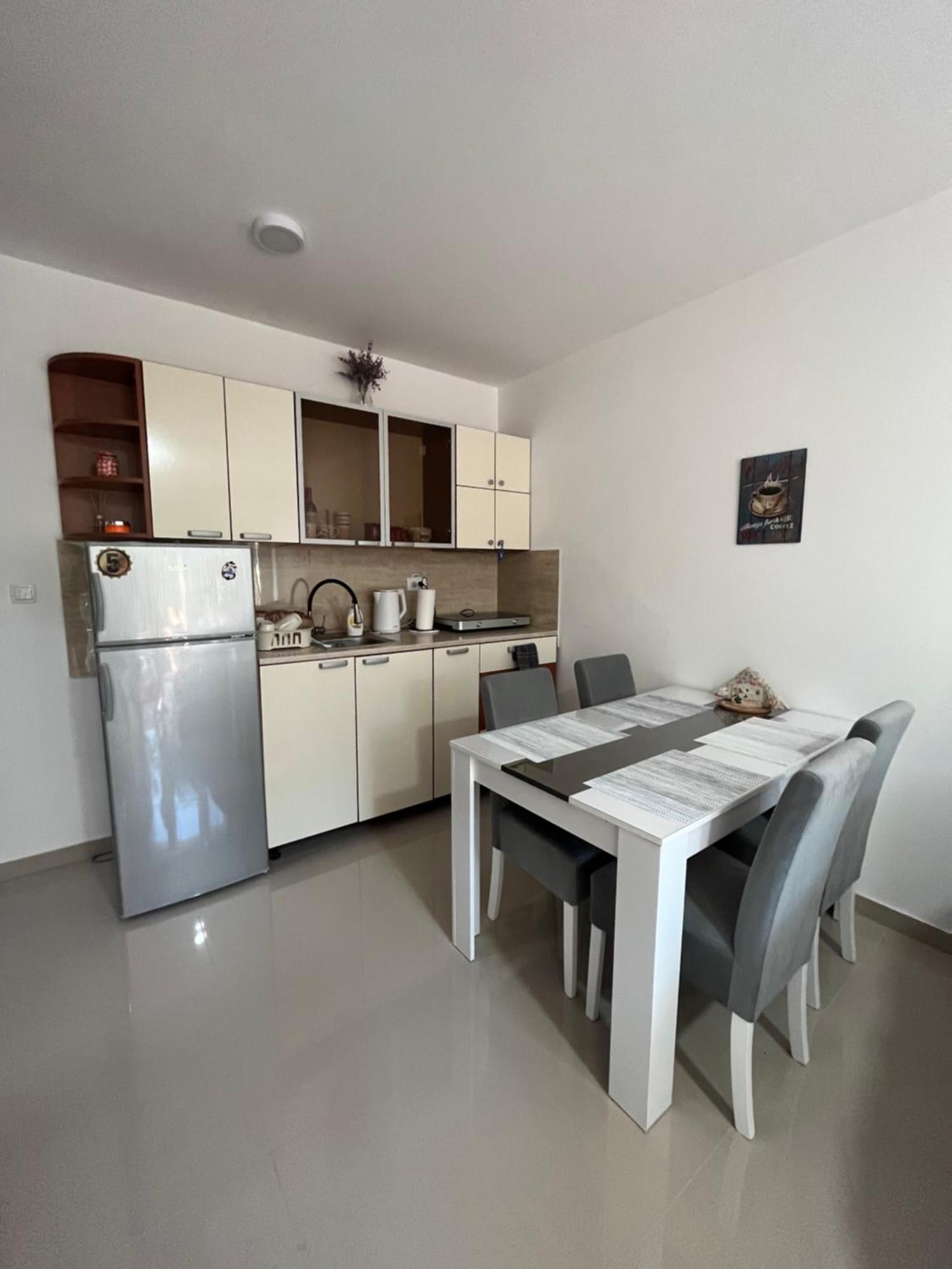Apartman Miletic Ostrovo Экстерьер фото